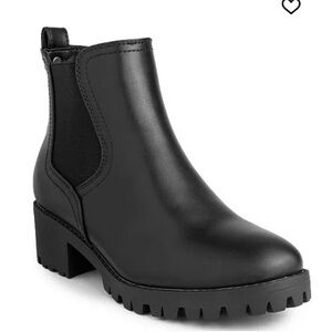 Sugar Women's Kelce Ankle Chelsea Boots, Black Size 7M